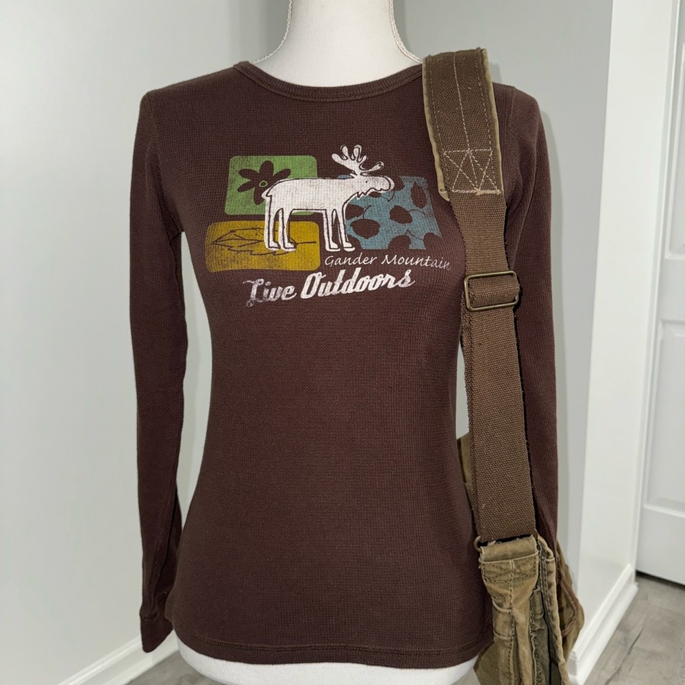 Y2K Henley Top Moose Outdoors‎